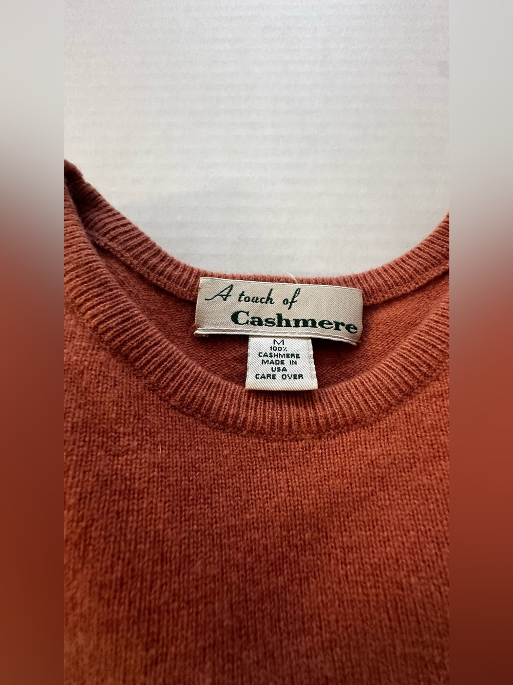 Women’s Crewneck Cashmere Sweater in Rust - Picture 2 of 13